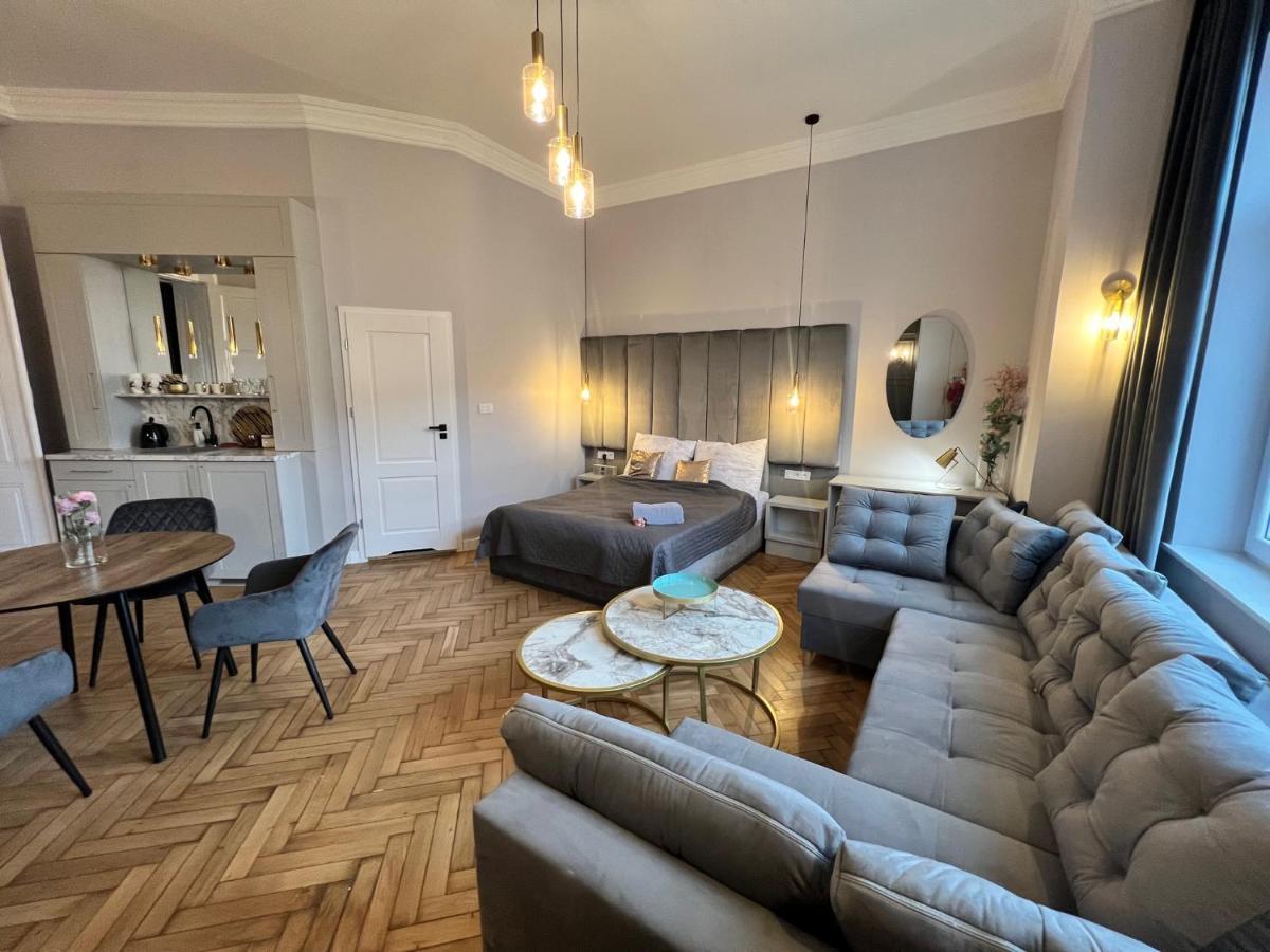 Apartmán Dk Premium Ballady I Romanse Olštýn Exteriér fotografie