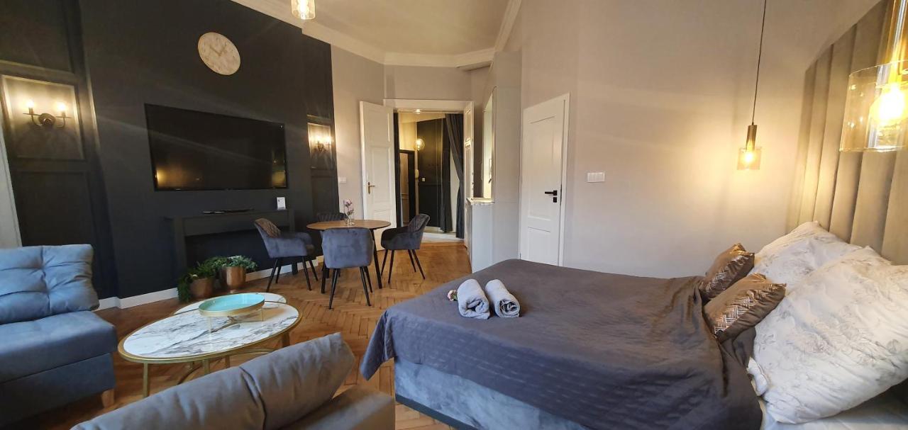 Apartmán Dk Premium Ballady I Romanse Olštýn Exteriér fotografie